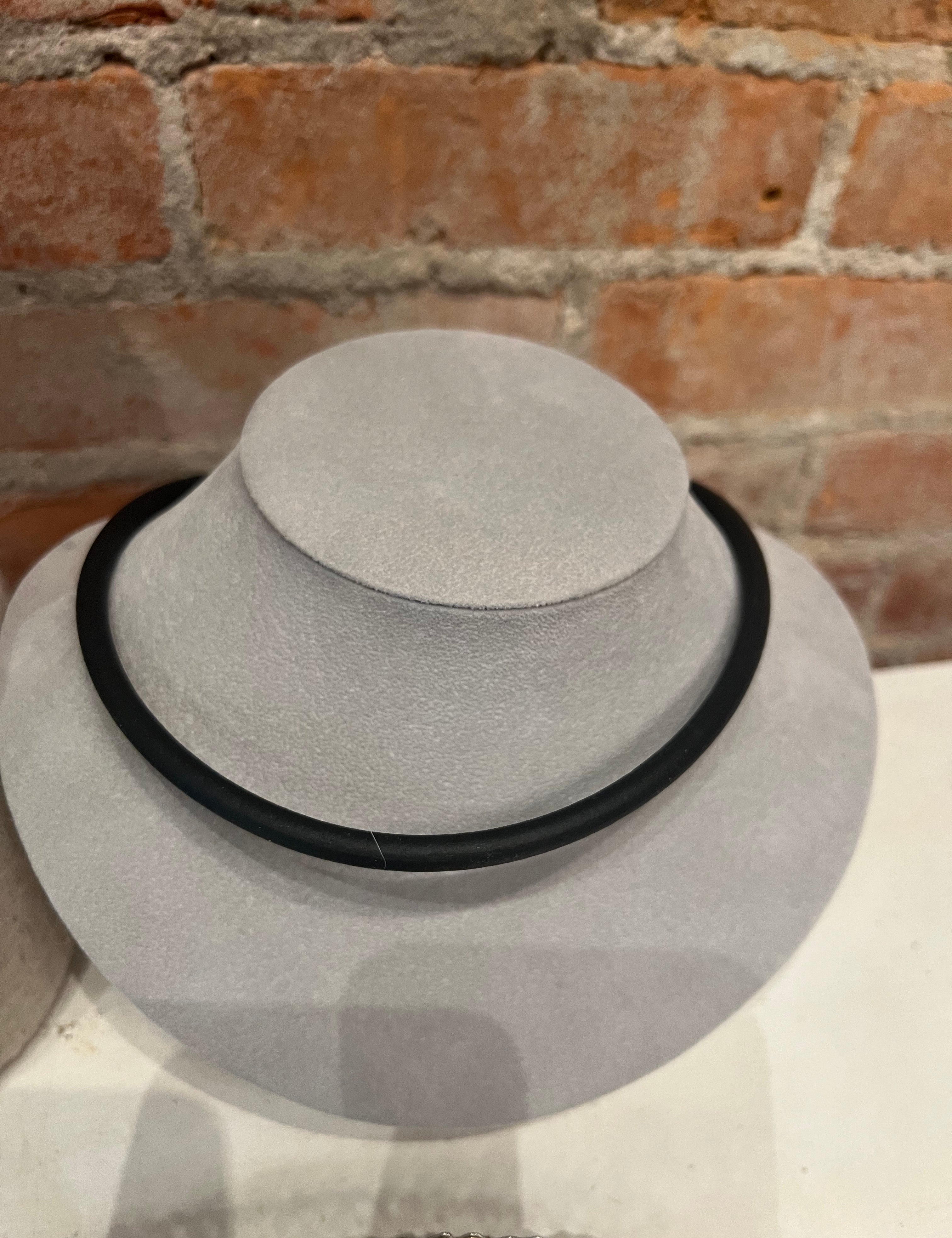 *Jeff Lieb Rubber Choker