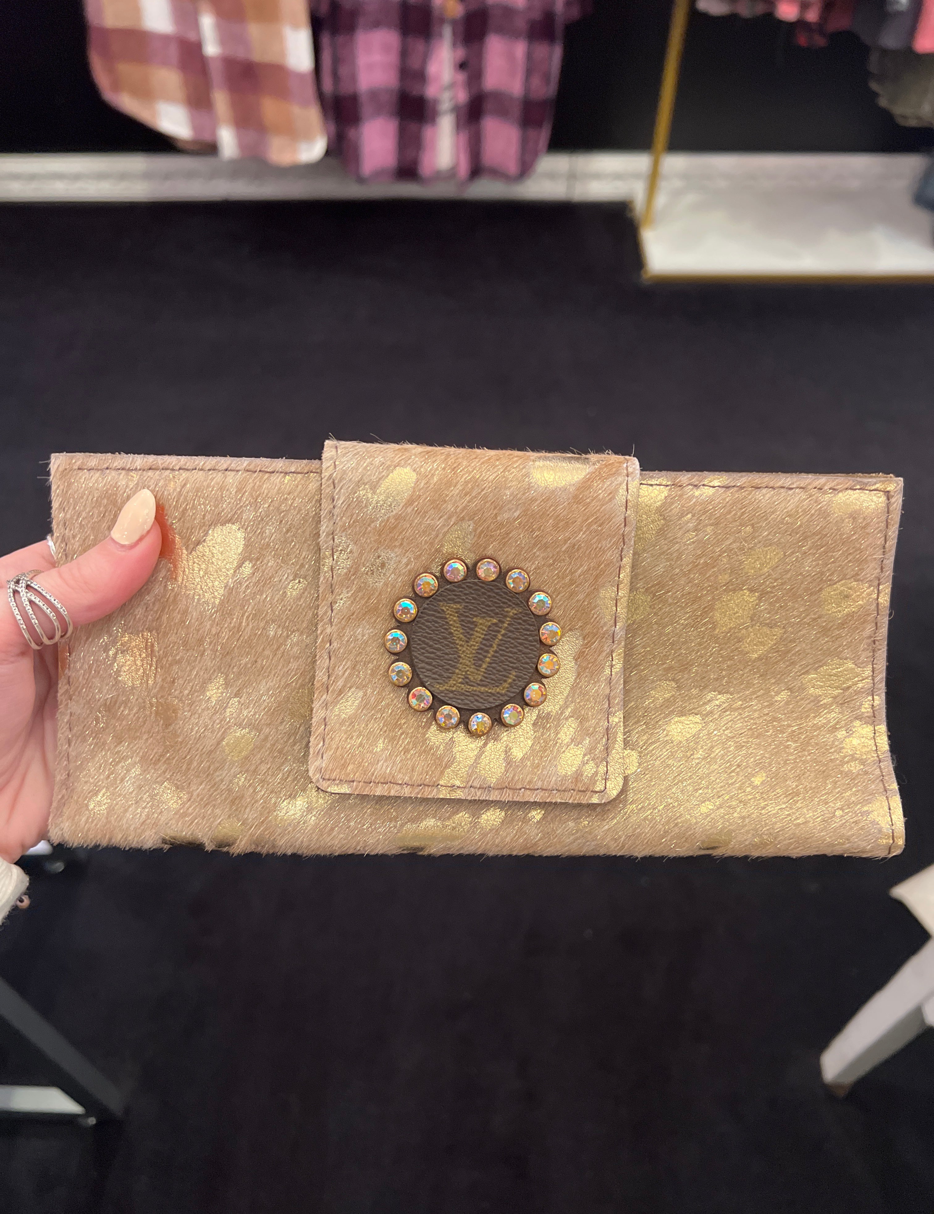 **Keep It Gypsy - Circular LV Patch wallet