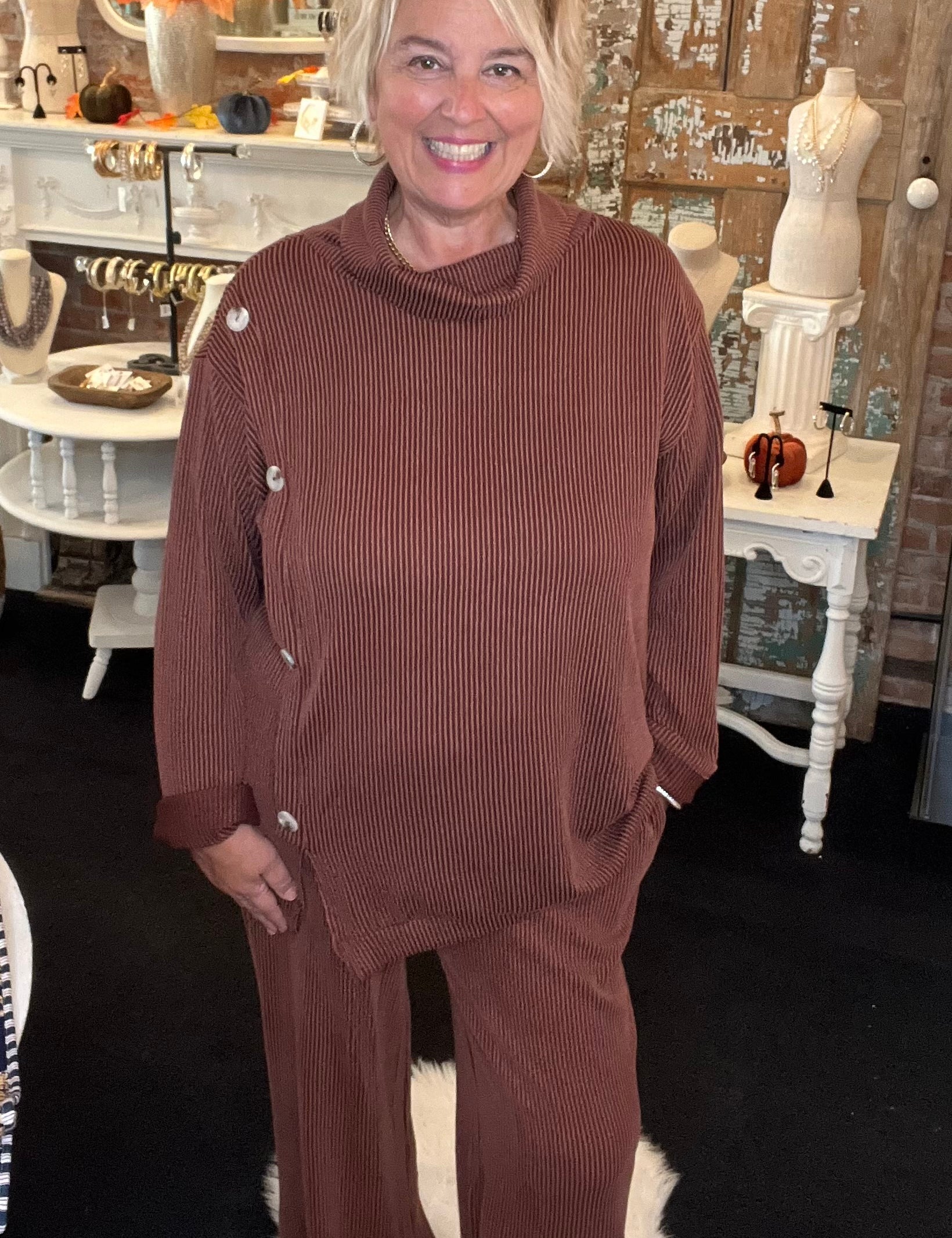 Lavish Ribbed Travel Set