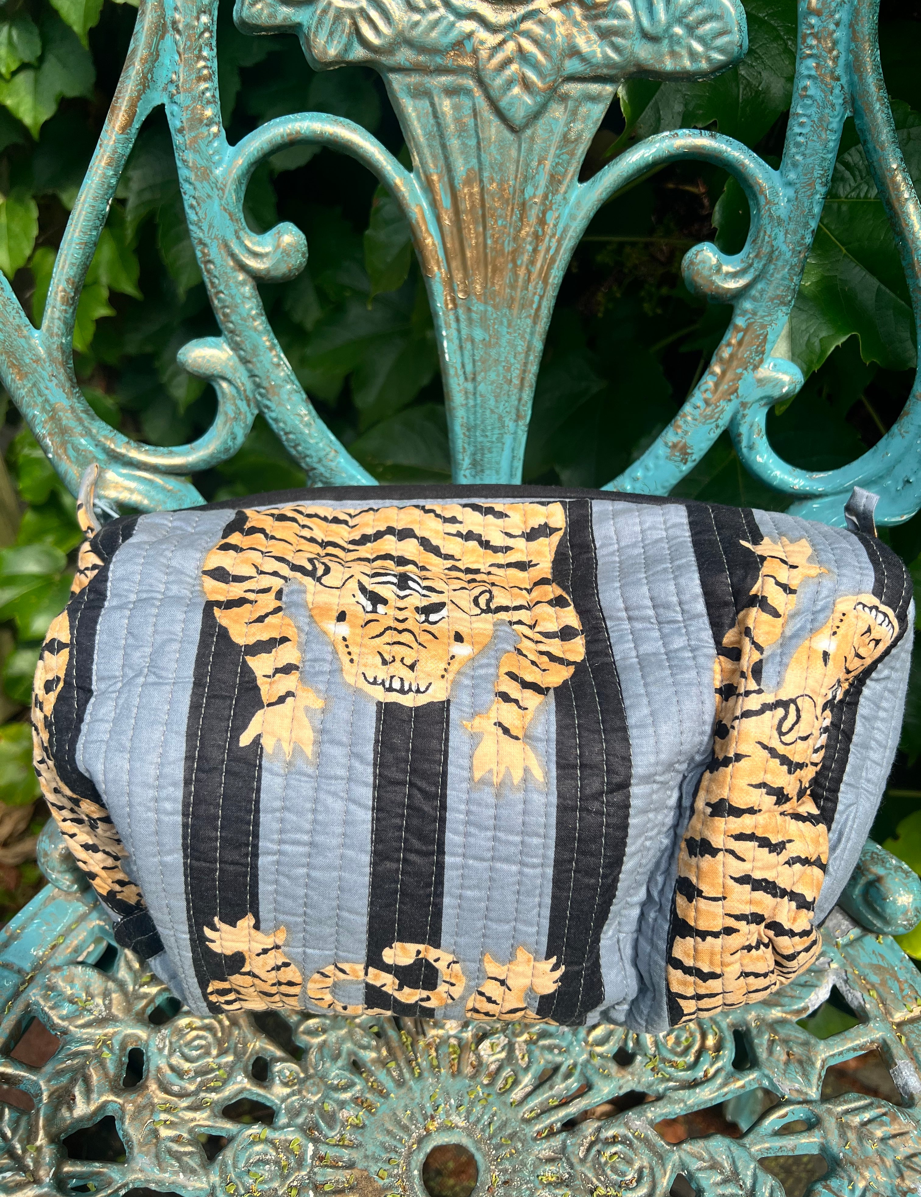 Tiger Queen Pouch Set