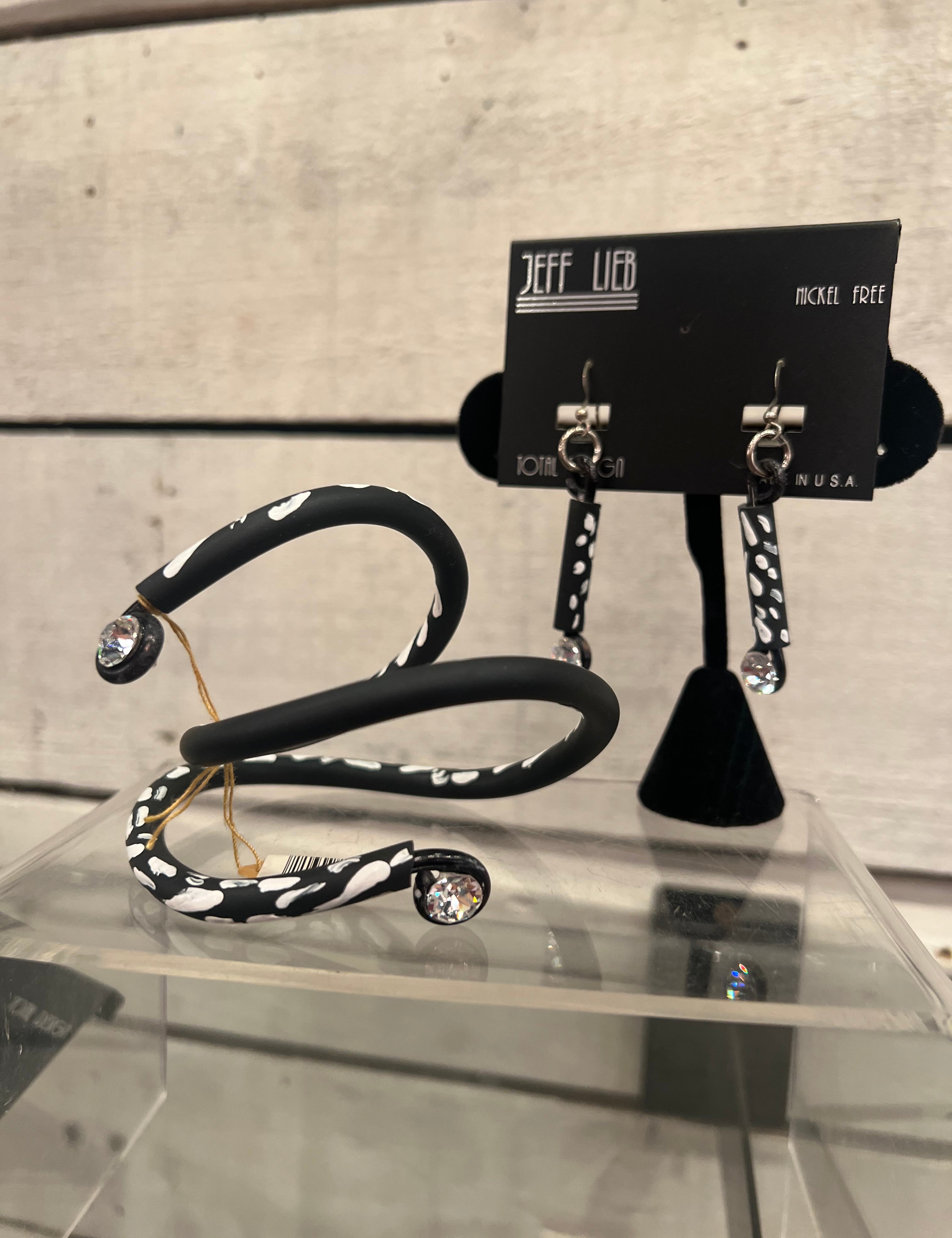 Jeff Lieb Bracelets black rubber with white paint