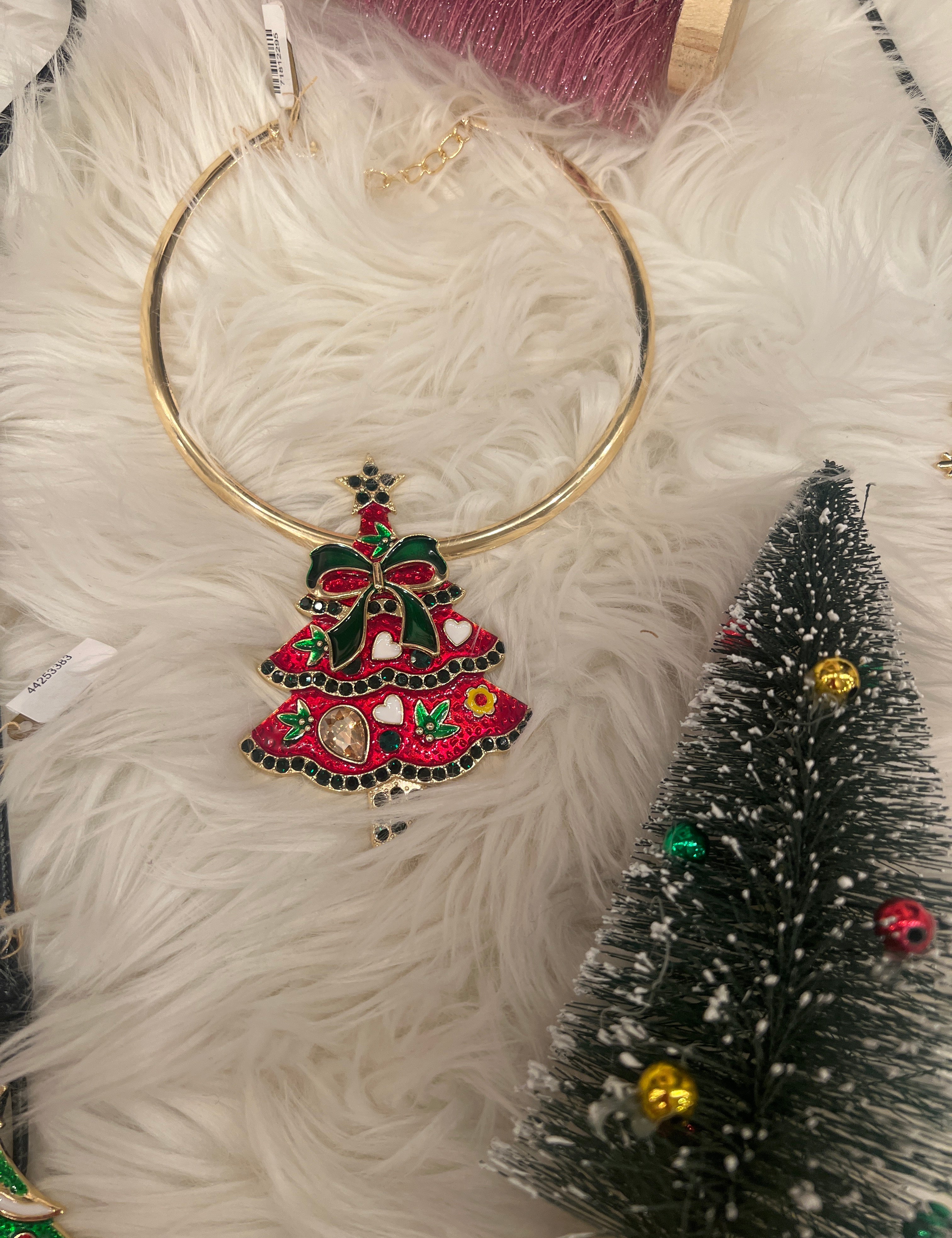 Holiday Fun Christmas Tree Choker