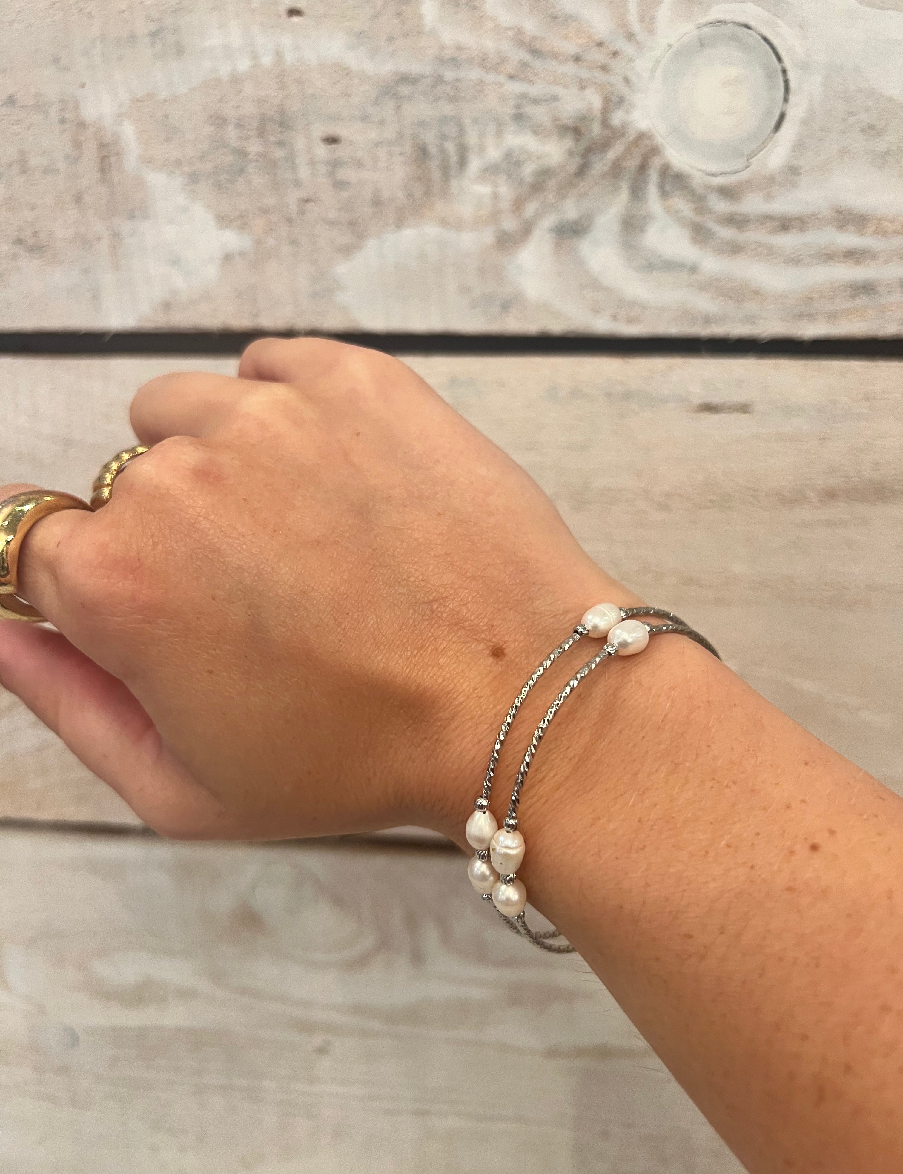 Dainty Fresh Water Pearl Bracelet
