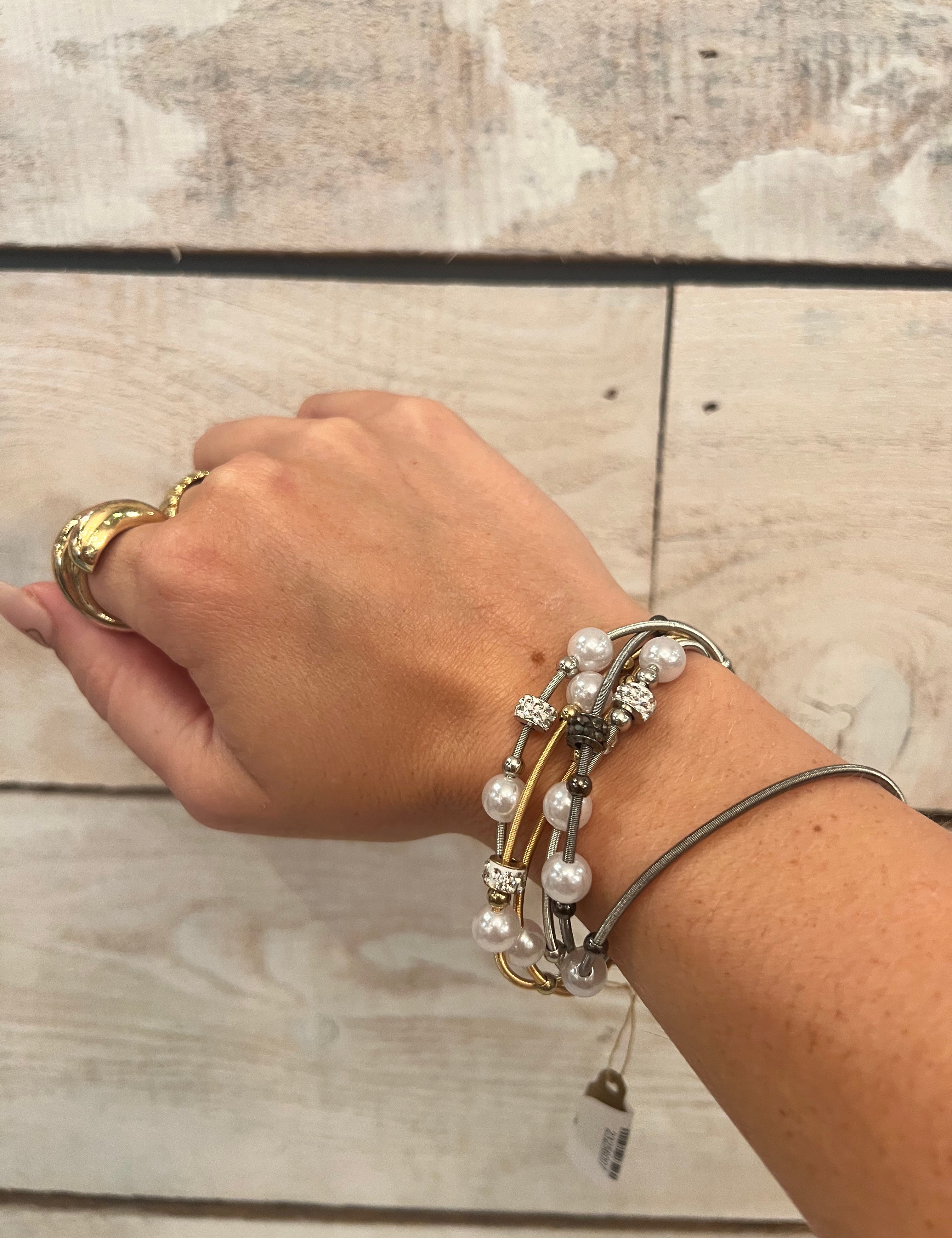 Pretty Pearl Rhinestone Bracelet