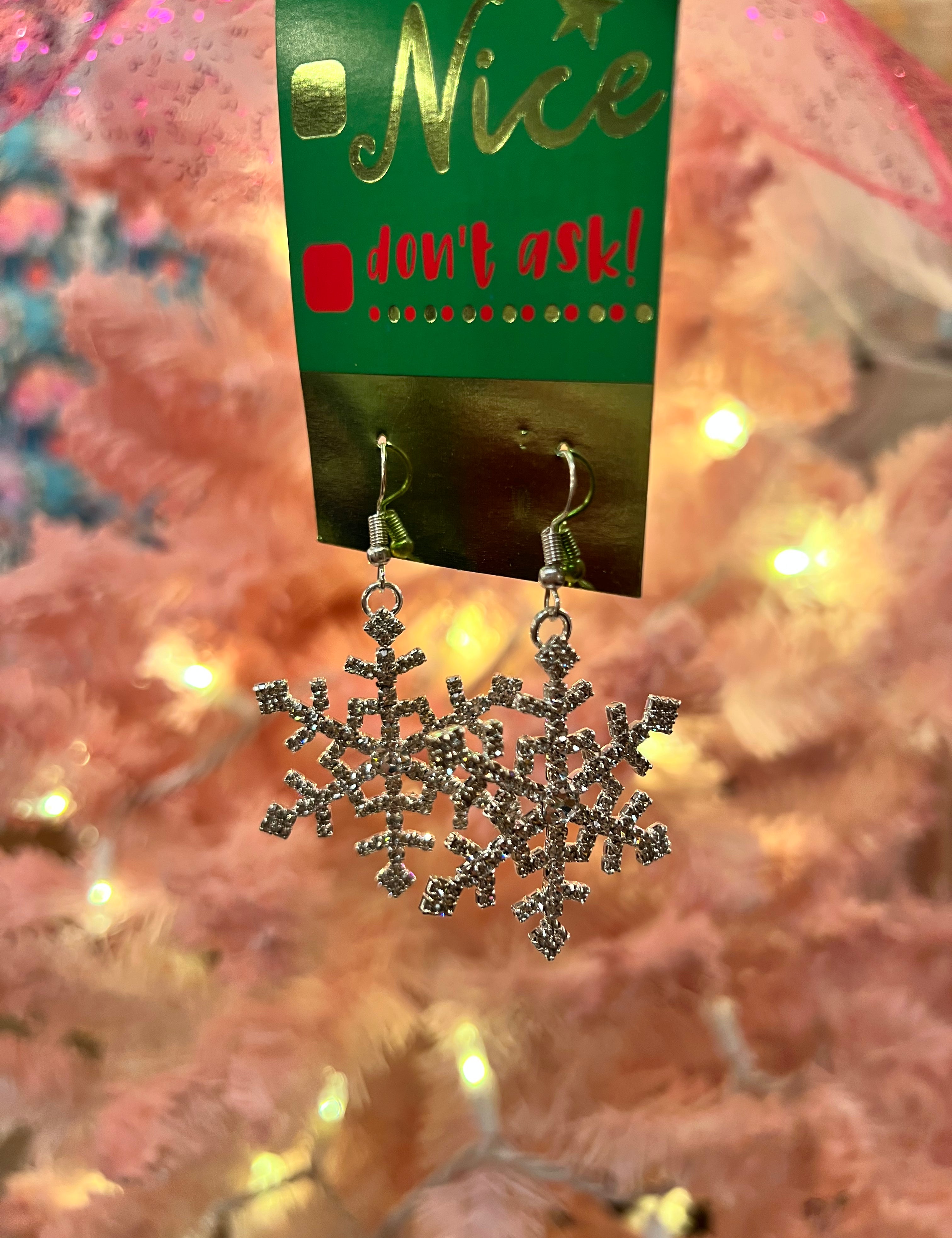 Silver Glittering Snowflake Earring