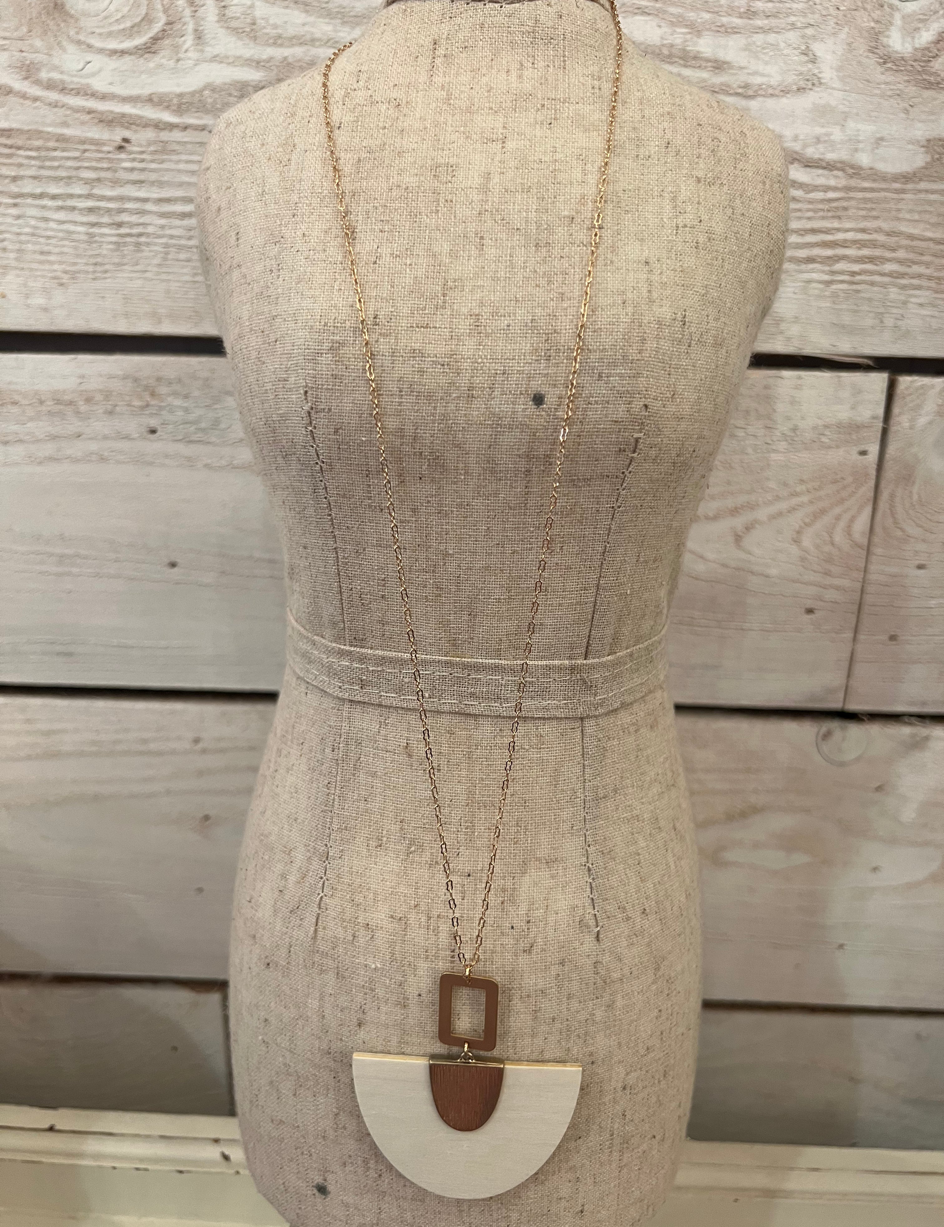 Wood Fan Long Necklace