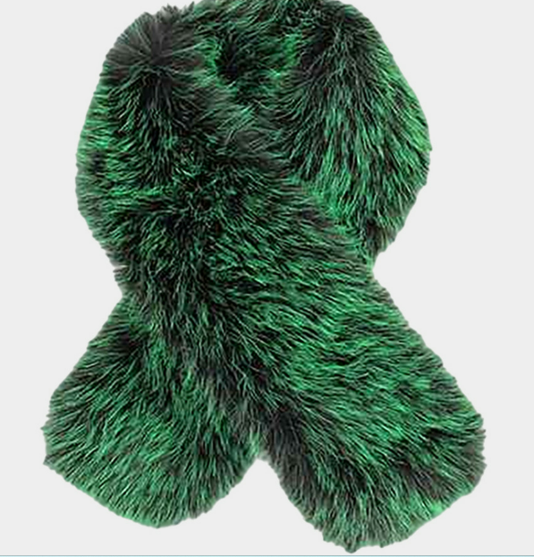 Plush Green Faux Fur Winter Scarf