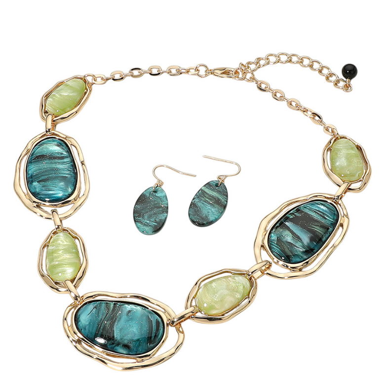 Green Resin Glitter Oval Plate Link Statement Necklace