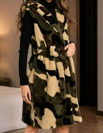 Cozy Camouflage Printed Vest