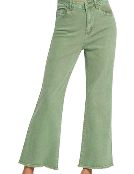 Acid Wash High-Waist Frayed Hem Bootcut Pants in Olive
