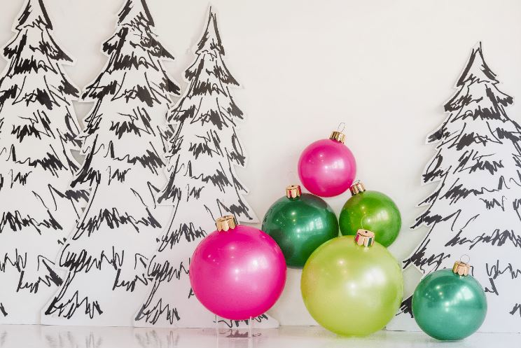 Holiball - 30’’ Inflatable Ornament